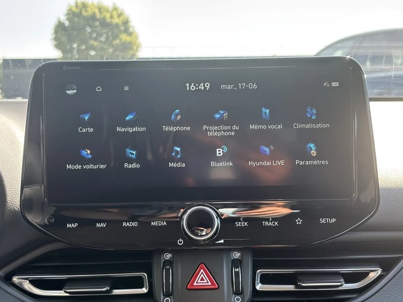 Photo de la voiture HYUNDAI i30 i301.0 T-GDi 120ch Hybrid 48V Creative DCT-7