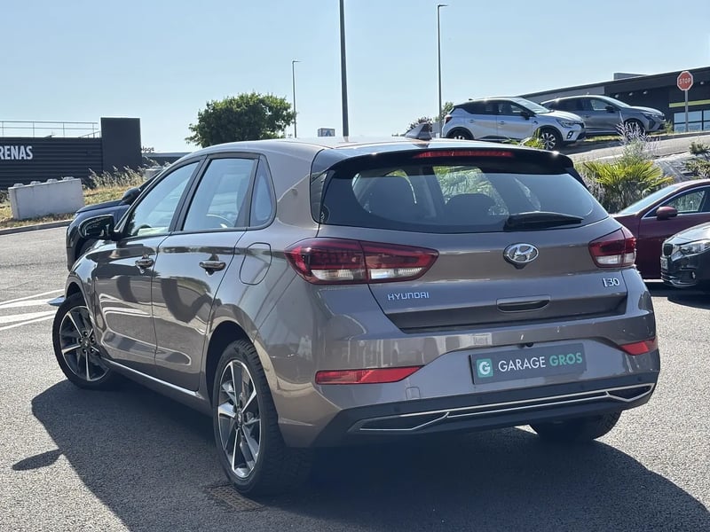 Photo de la voiture HYUNDAI i30 i301.0 T-GDi 120ch Hybrid 48V Creative DCT-7