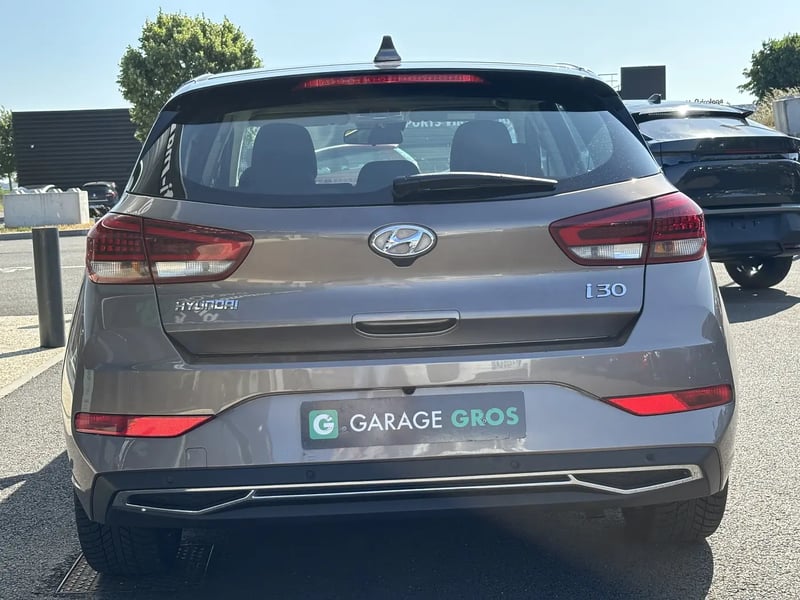 Photo de la voiture HYUNDAI i30 i301.0 T-GDi 120ch Hybrid 48V Creative DCT-7