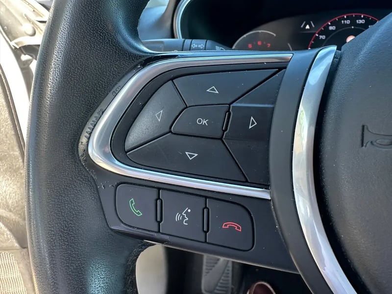 Photo de la voiture FIAT TIPO 5 PORTES MY21 1.6 Multijet 130 ch S&S Sport