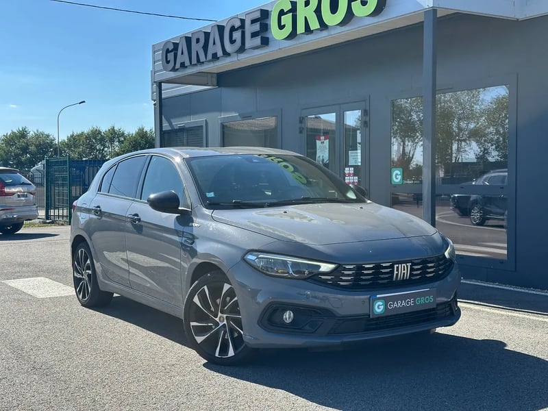 Photo de la voiture FIAT TIPO 5 PORTES MY21 1.6 Multijet 130 ch S&S Sport