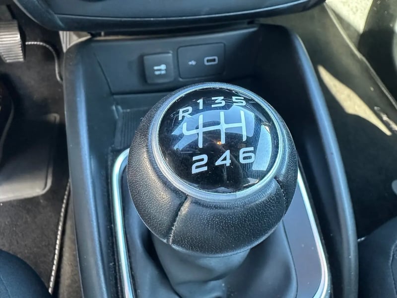 Photo de la voiture FIAT TIPO 5 PORTES MY21 1.6 Multijet 130 ch S&S Sport