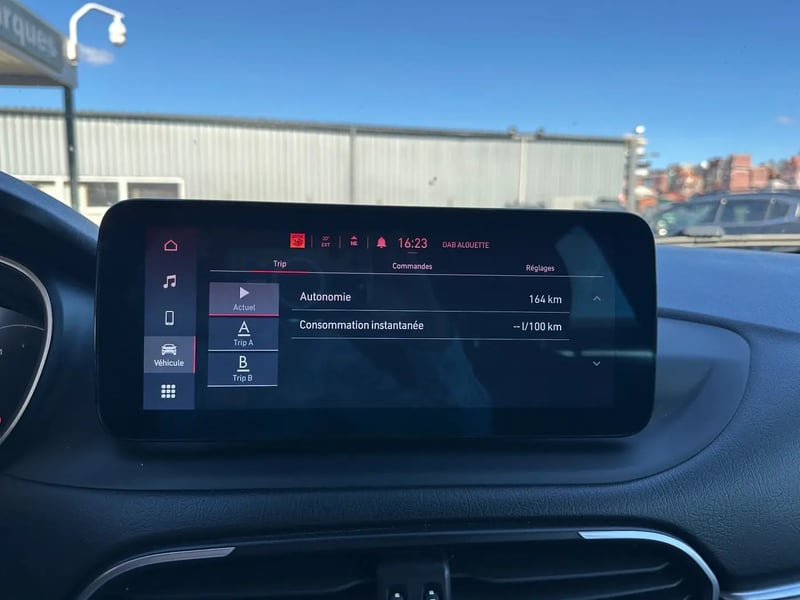 Photo de la voiture FIAT TIPO 5 PORTES MY21 1.6 Multijet 130 ch S&S Sport