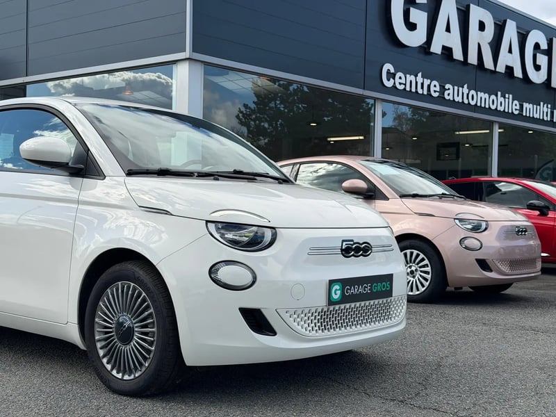 Photo de la voiture FIAT 500e BERLINE 500 e 118 ch Nouvelle 500