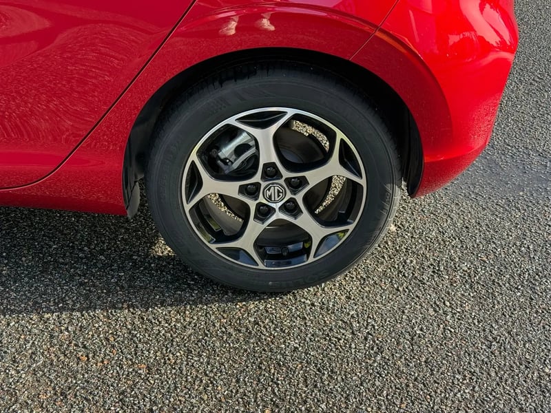 Photo de la voiture MG MG3 1.5 L Hybrid+ 195 ch Luxury
