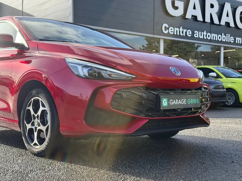Photo de la voiture MG MG3 1.5 L Hybrid+ 195 ch Luxury