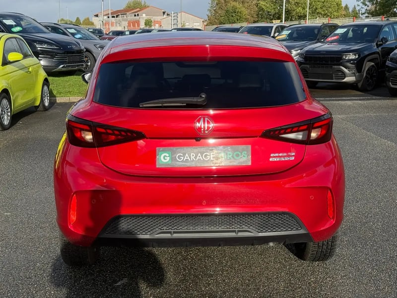 Photo de la voiture MG MG3 1.5 L Hybrid+ 195 ch Luxury