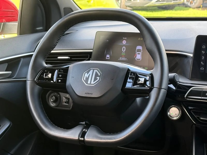Photo de la voiture MG MG3 1.5 L Hybrid+ 195 ch Luxury