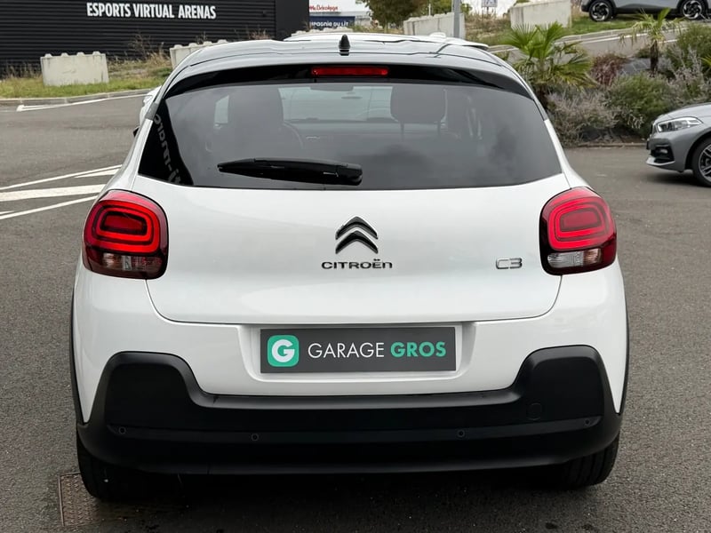 Photo de la voiture CITROEN C3 PureTech 83 ch BVM5 Max