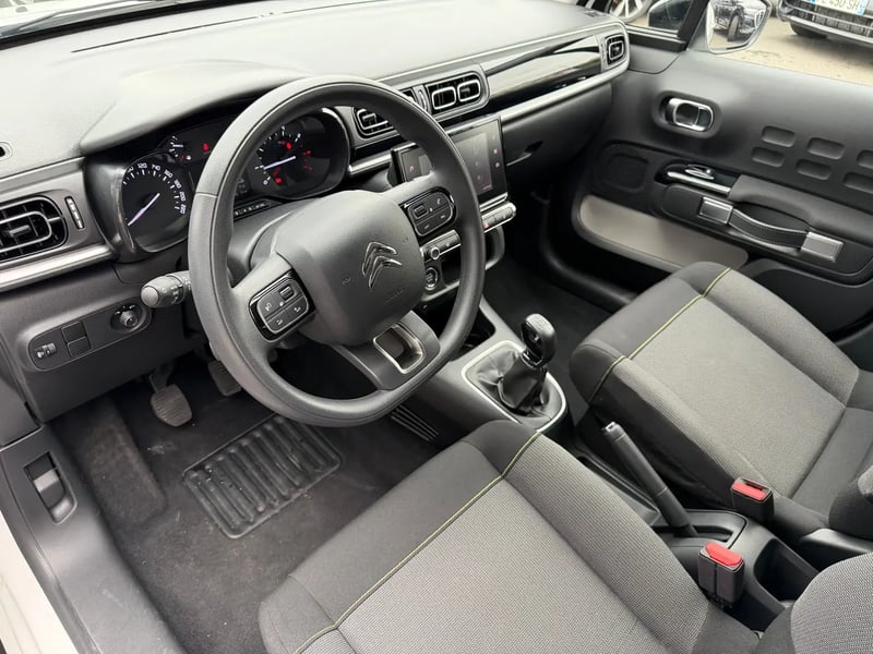 Photo de la voiture CITROEN C3 PureTech 83 ch BVM5 Max