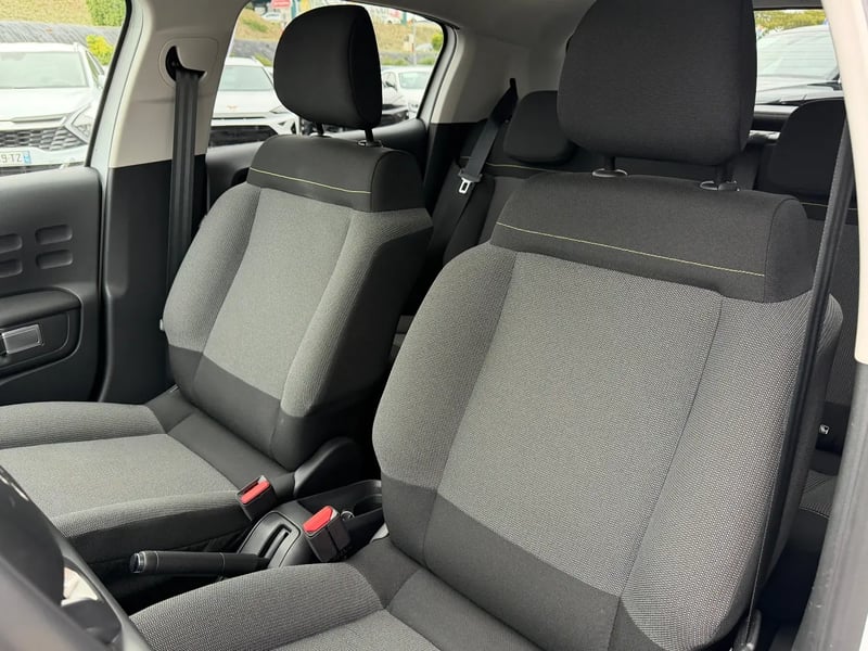 Photo de la voiture CITROEN C3 PureTech 83 ch BVM5 Max