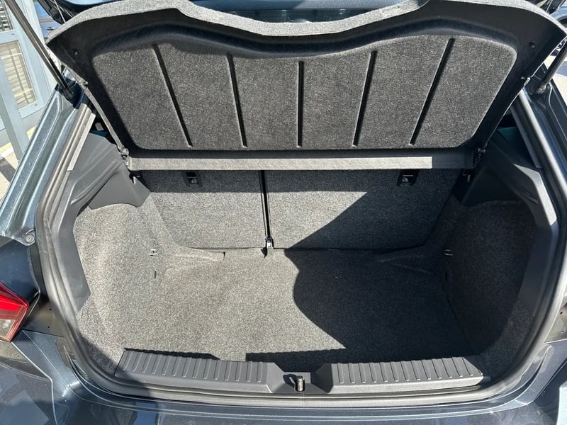 Photo de la voiture SEAT IBIZA 1.0 TSI 110 ch S/S BVM6 Copa