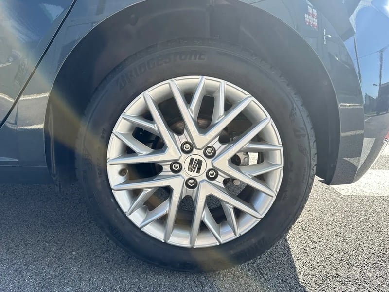 Photo de la voiture SEAT IBIZA 1.0 TSI 110 ch S/S BVM6 Copa