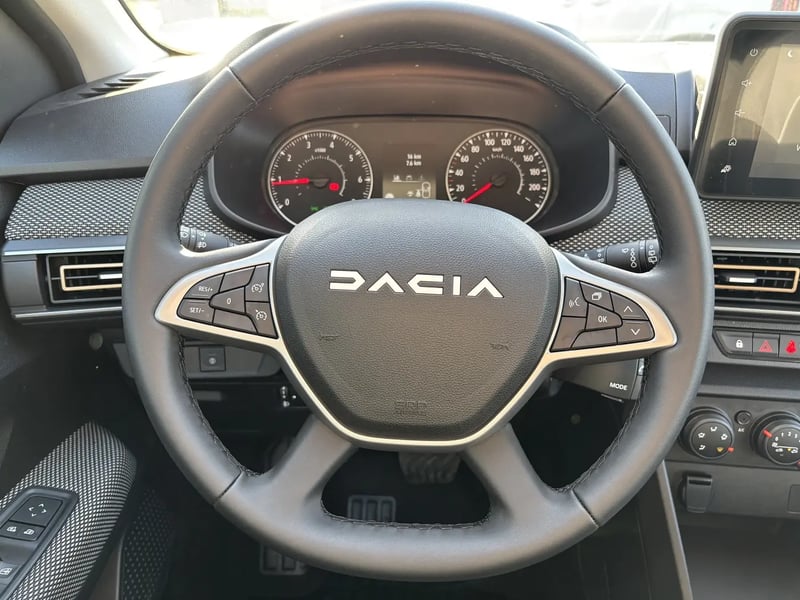 Photo de la voiture DACIA SANDERO TCe 90 CVT GSR2 Stepway Expression