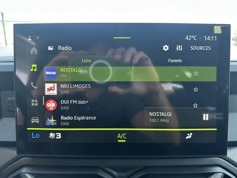 Photo de la voiture DACIA DUSTER Mild Hybrid 130 Journey