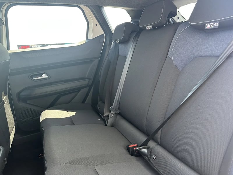 Photo de la voiture DACIA DUSTER Mild Hybrid 130 Journey