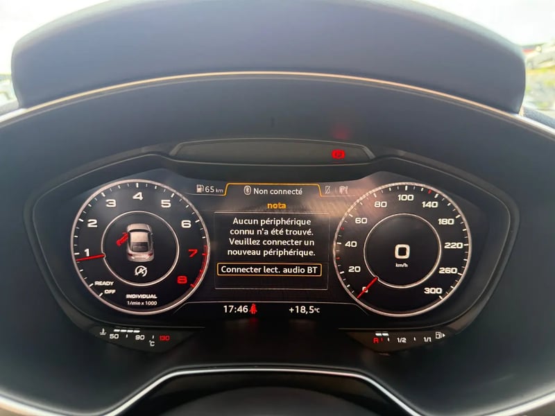 Photo de la voiture AUDI TT COUPE 1.8 TFSI 180 S line