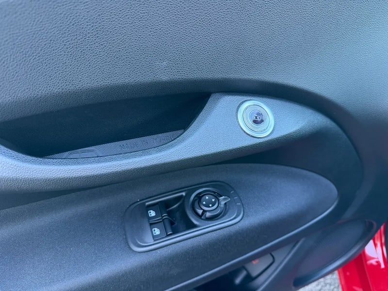 Photo de la voiture FIAT 500e BERLINE 500 e 95 ch Nouvelle 500
