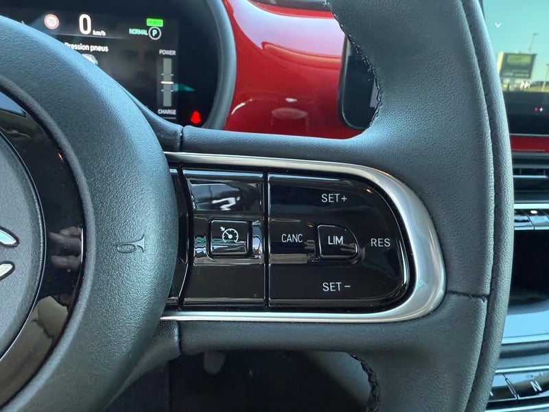 Photo de la voiture FIAT 500e BERLINE 500 e 95 ch Nouvelle 500