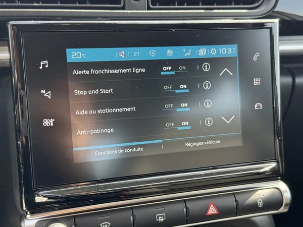Photo de la voiture CITROEN C3 PureTech 83 ch BVM5 Plus