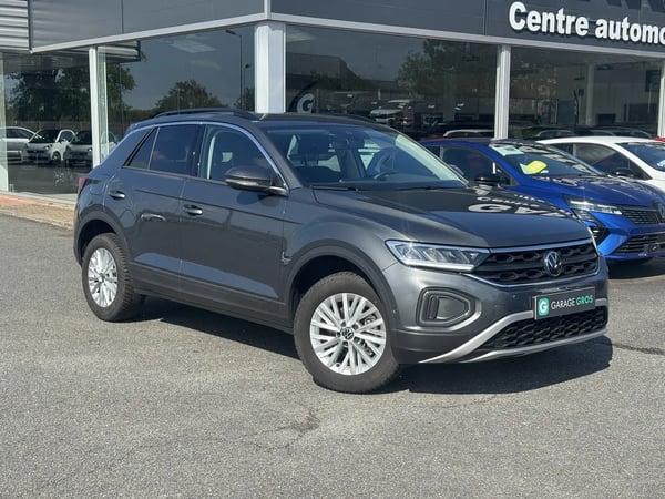Photo de la voiture VOLKSWAGEN T-ROC 1.0 TSI 116 Start/Stop BVM6 Life
