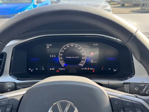Photo de la voiture VOLKSWAGEN T-ROC 1.0 TSI 116 Start/Stop BVM6 Life