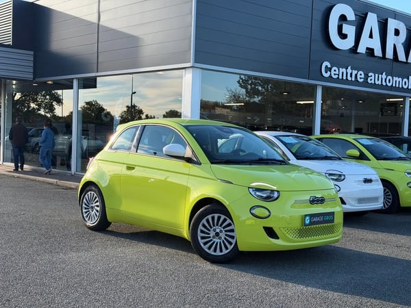 Photo de présentation de la voiture FIAT 500e BERLINE 500 e 95 ch Nouvelle 500