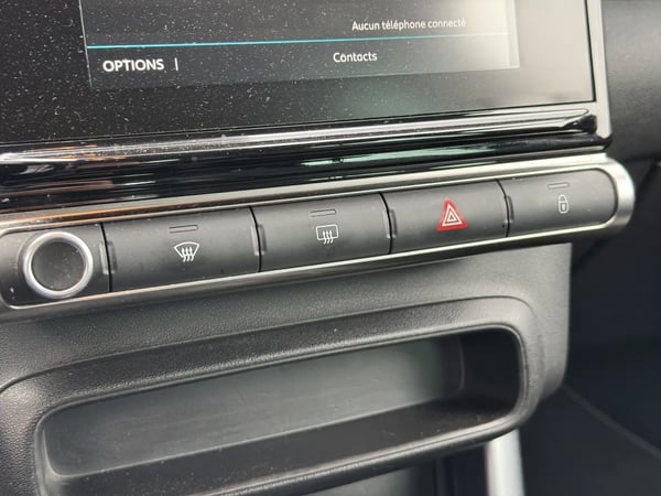 Photo de la voiture CITROEN C3 AIRCROSS BlueHDi 100 S&S BVM6 Shine