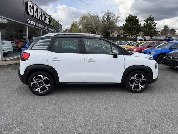 Photo de la voiture CITROEN C3 AIRCROSS BlueHDi 100 S&S BVM6 Shine
