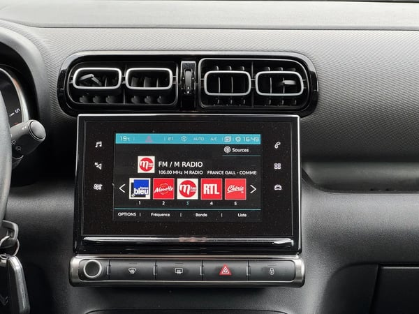 Photo de la voiture CITROEN C3 AIRCROSS BlueHDi 100 S&S BVM6 Shine