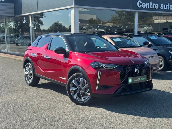 Photo de présentation de la voiture DS DS 3 PureTech 130 EAT8 Esprit de Voyage