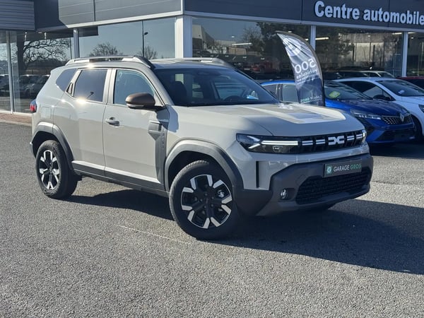 Photo de la voiture DACIA DUSTER TCe 130 4x2 Extreme