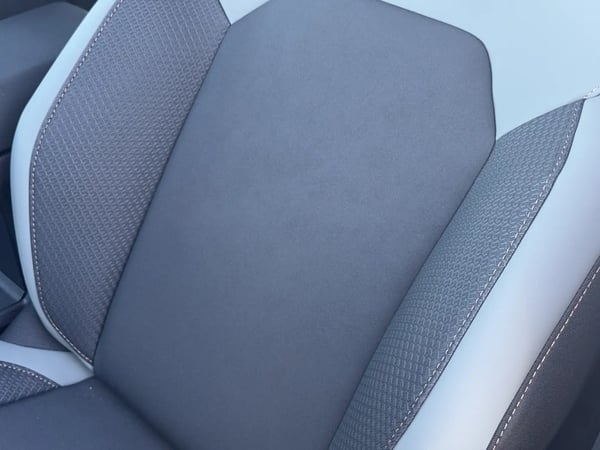 Photo de la voiture DACIA DUSTER TCe 130 4x2 Extreme
