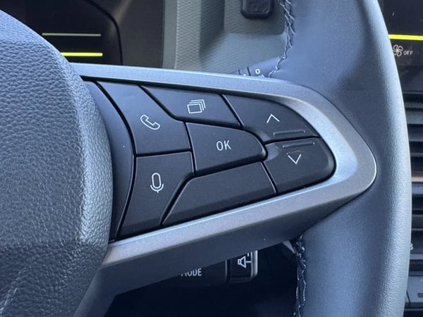Photo de la voiture DACIA DUSTER TCe 130 4x2 Extreme