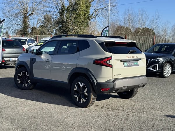Photo de la voiture DACIA DUSTER TCe 130 4x2 Extreme