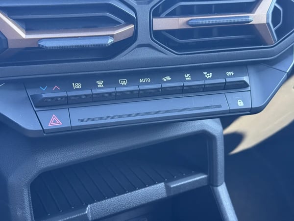 Photo de la voiture DACIA DUSTER TCe 130 4x2 Extreme