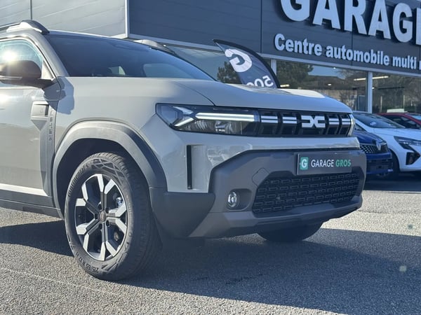 Photo de la voiture DACIA DUSTER TCe 130 4x2 Extreme