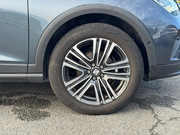 Photo de la voiture SEAT ARONA 1.0 TSI 110 ch Start/Stop BVM6 FR