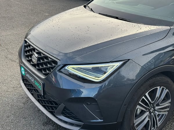 Photo de la voiture SEAT ARONA 1.0 TSI 110 ch Start/Stop BVM6 FR