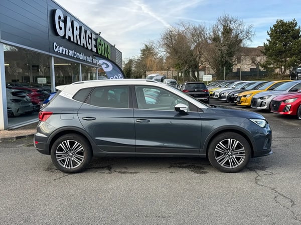 Photo de la voiture SEAT ARONA 1.0 TSI 110 ch Start/Stop BVM6 FR