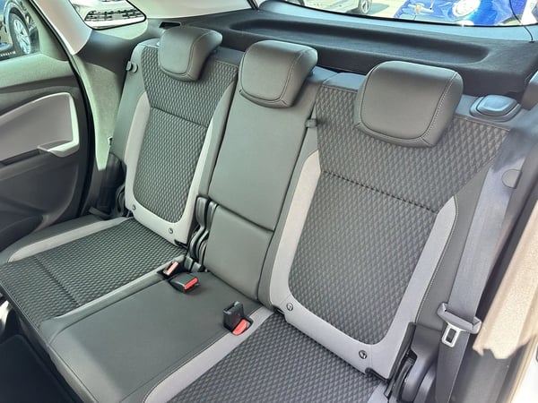 Photo de la voiture OPEL CROSSLAND X 1.2 Turbo 110 ch ECOTEC Innovation