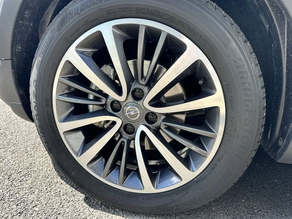 Photo de la voiture OPEL CROSSLAND X 1.2 Turbo 110 ch ECOTEC Innovation