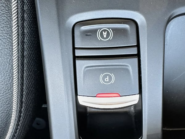 Photo de la voiture RENAULT ARKANA E-Tech 145 - 23 Techno