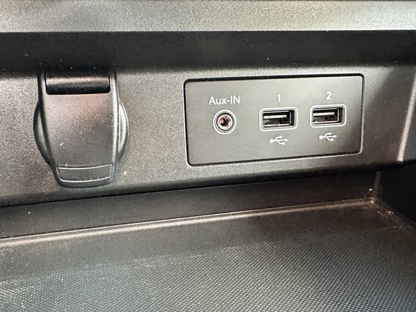 Photo de la voiture RENAULT ARKANA E-Tech 145 - 23 Techno