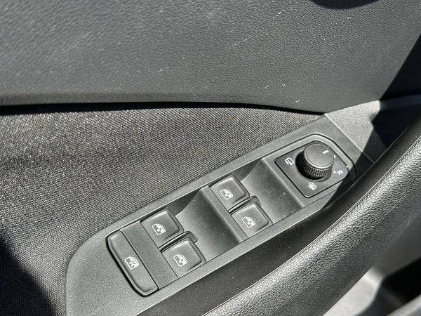 Photo de la voiture SKODA SCALA 1.0 TSI Evo 110 ch BVM6 Ambition