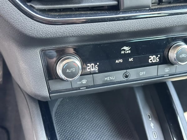 Photo de la voiture SKODA SCALA 1.0 TSI Evo 110 ch BVM6 Ambition