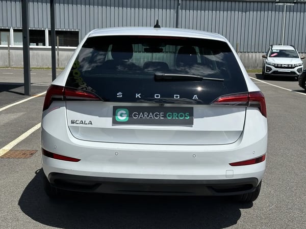 Photo de la voiture SKODA SCALA 1.0 TSI Evo 110 ch BVM6 Ambition