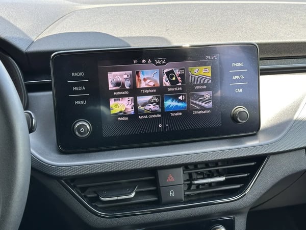 Photo de la voiture SKODA SCALA 1.0 TSI Evo 110 ch BVM6 Ambition