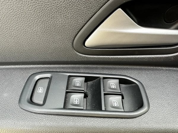 Photo de la voiture DACIA DUSTER Blue dCi 115 4x2 Expression