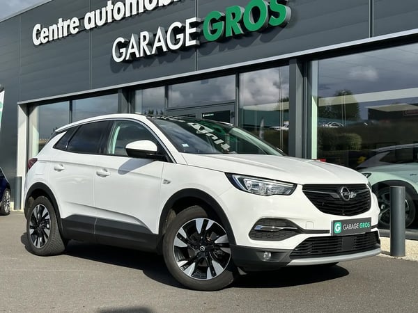 Photo de la voiture OPEL GRANDLAND X 1.2 Turbo 130 ch ECOTEC Innovation